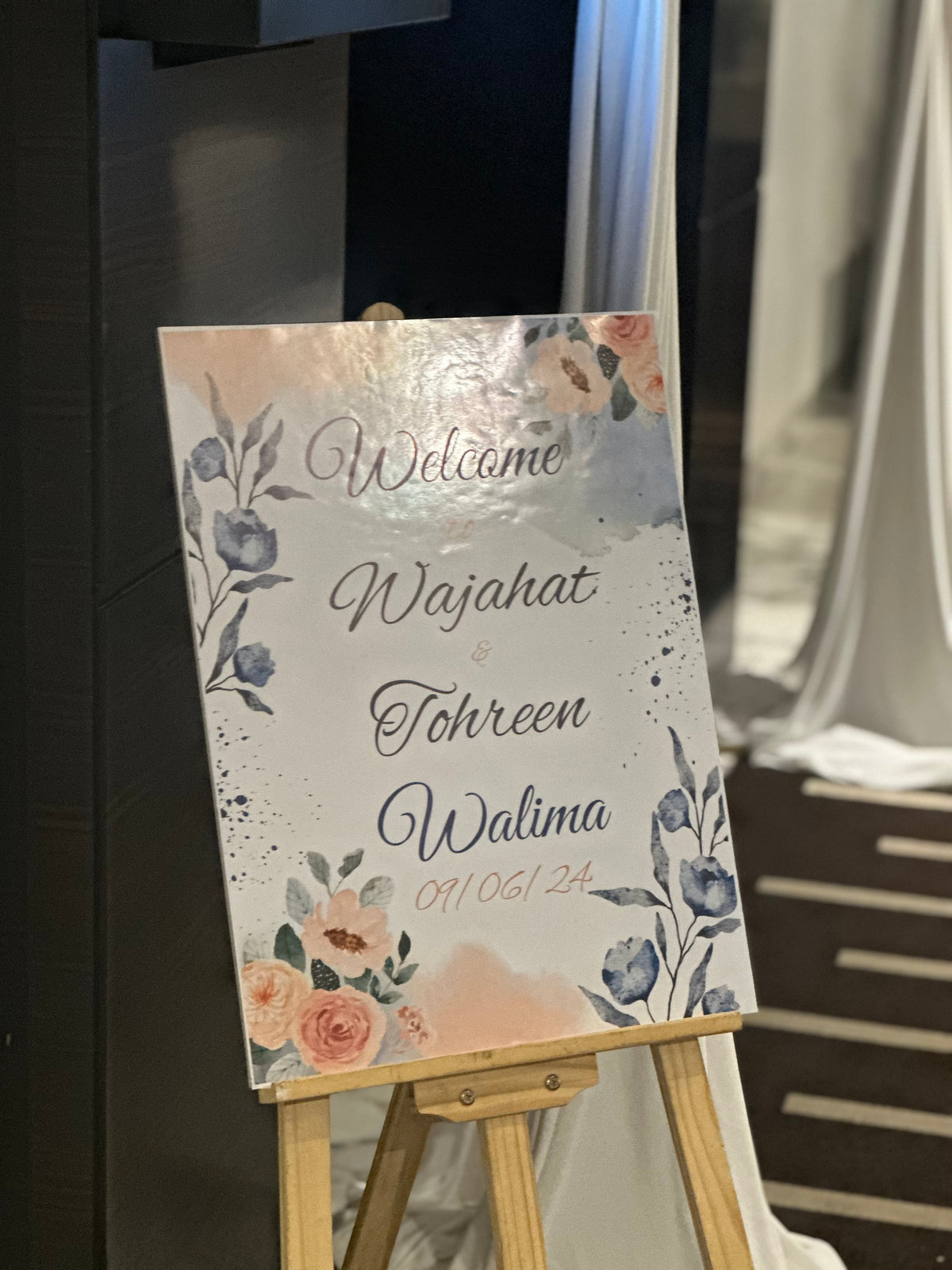 Blue Theme reception board